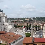Отель Traiano