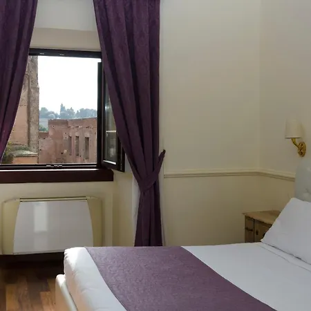 Отель Traiano Рим