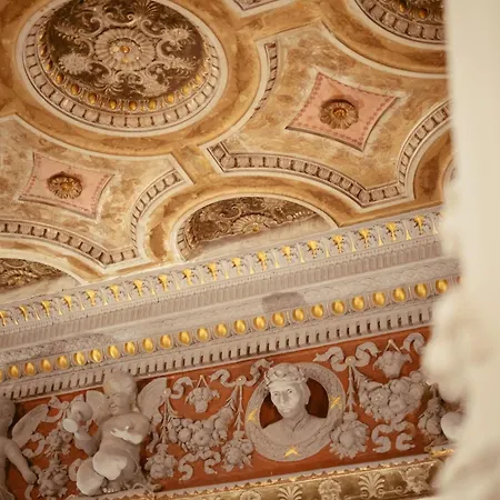 Traiano Отель 4*