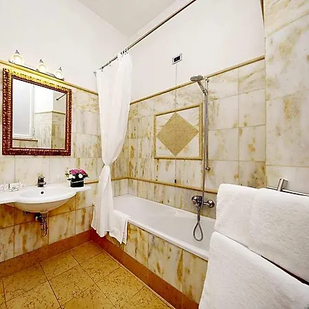 Hotel Traiano 4*