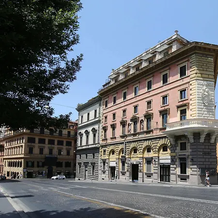 Traiano Otel
